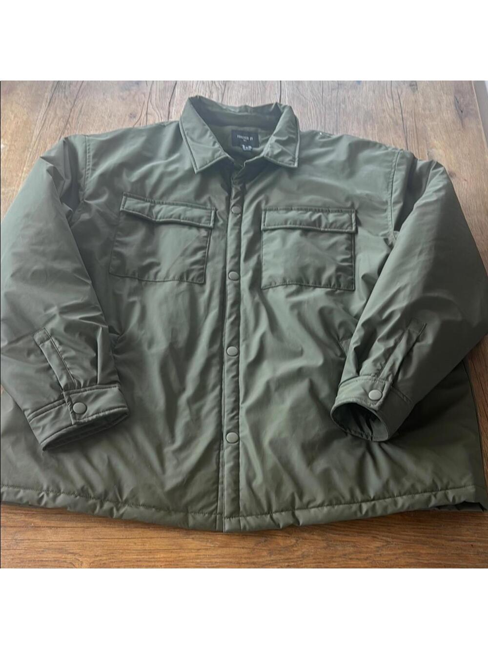 FOREVER 21 MENS COAT ARMY GREEN size xxl